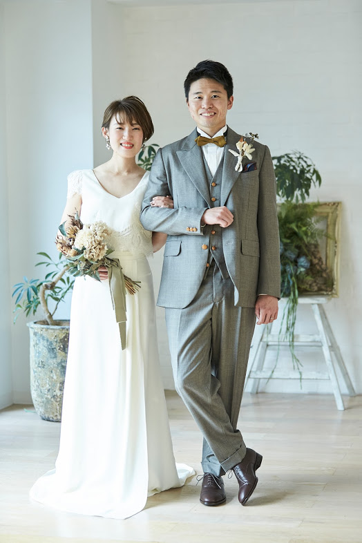 低身長ウェディングドレス　タキシード　結婚式　ブライダル
